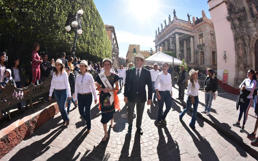 Navarro Saldaña reiteró su compromiso de posicionar a Guanajuato entre las ciudades más recomendables para visitar, por su belleza incomparable y la hospitalidad de nuestra gente./@ANavarroMX