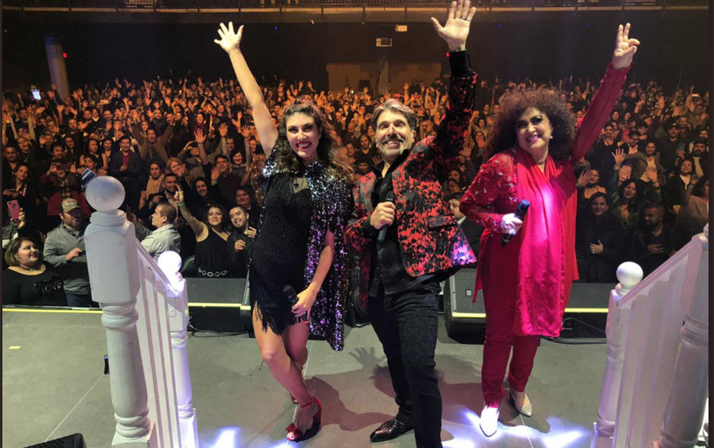 Acompañado de su esposa, la también cantante argentina Amanda Miguel, el cantante promocionó su próximo concierto./@DiegoVerdaguer