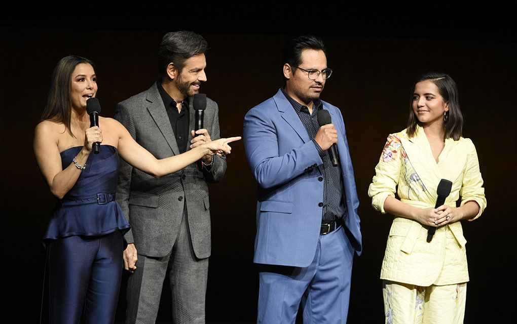 El renombrado comediante mexicano Eugenio Derbez actúa en el filme como el explorador Alejandro Gutiérrez./AP