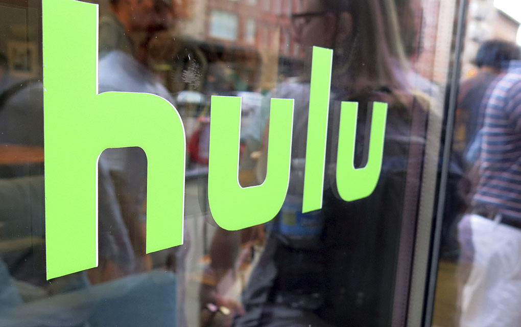 Disney podría incluir a Hulu en su próximo servicio de streaming enfocado en los niños./AP