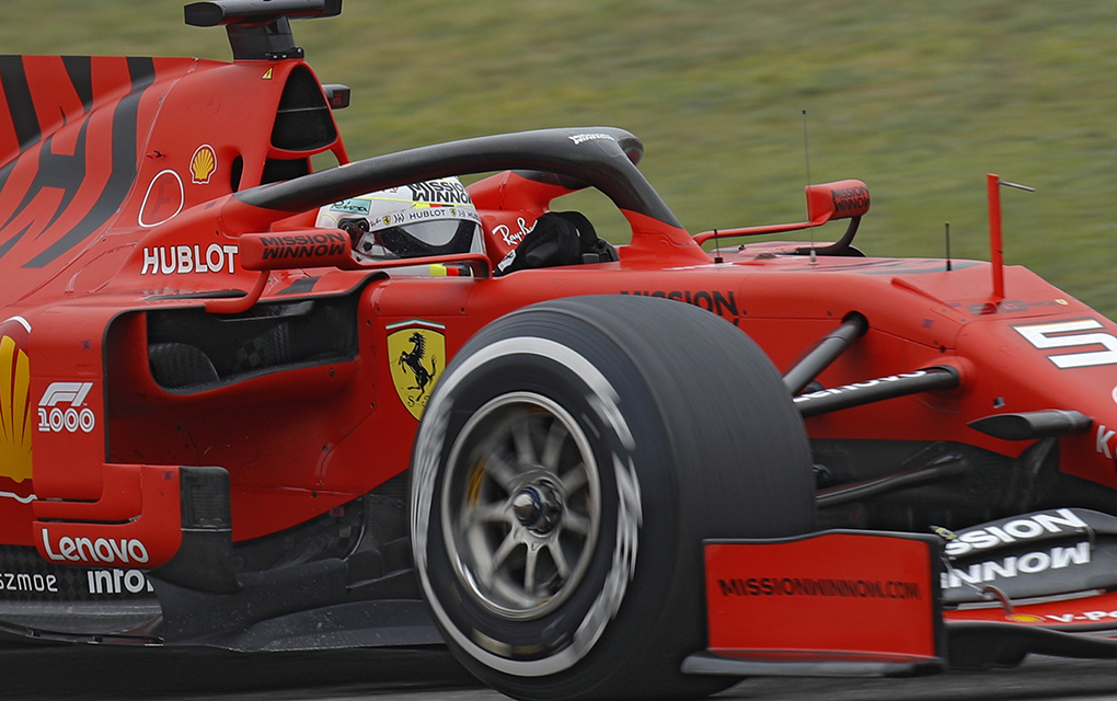 La escudería italiana apuró la presentación de un nuevo motor para que Vettel y Leclerc./AP