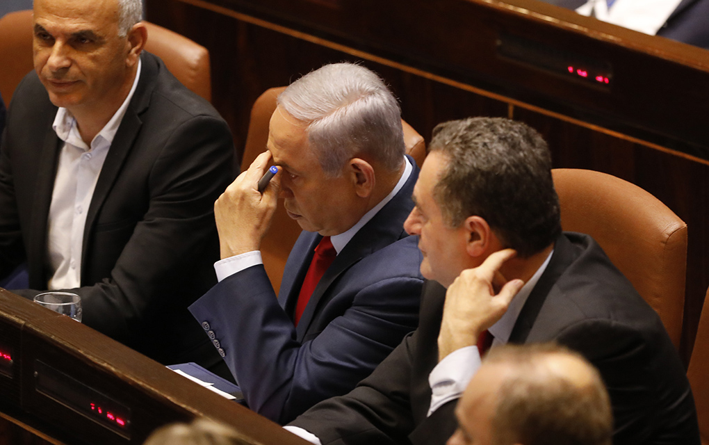 El partido Likud de Netanyahu despotricó contra Lieberman, acusándolo de traicionar a los votantes./AP
