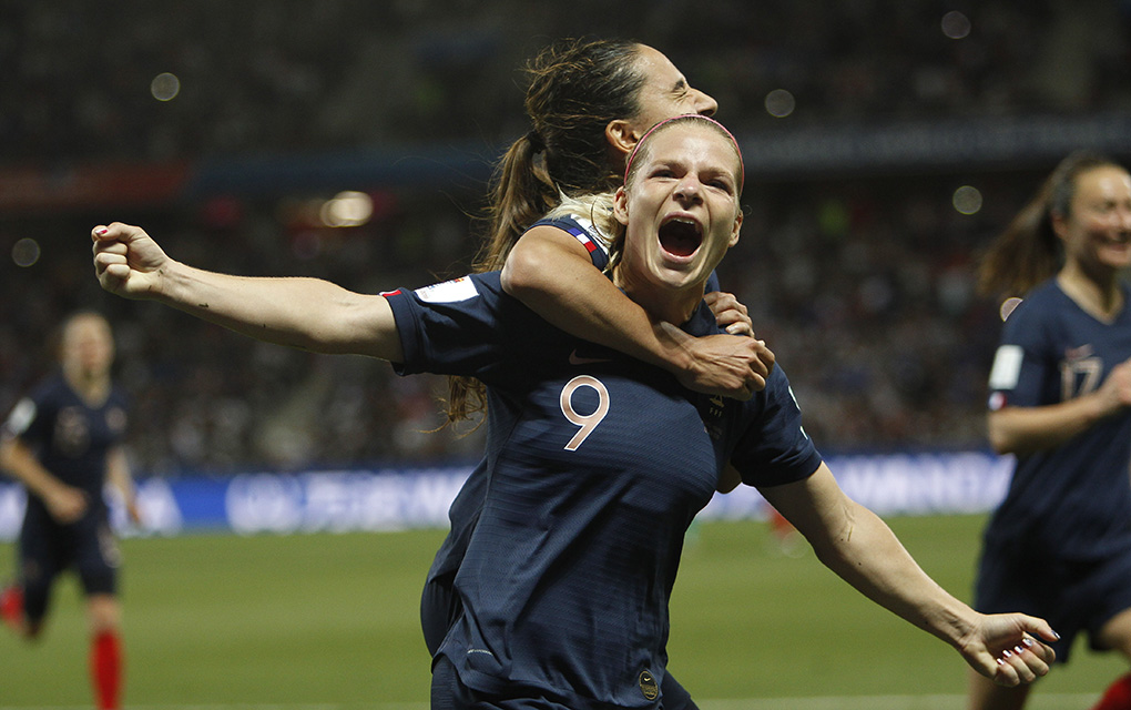 “Les Bleues” cumplieron dentro del Grupo A una vez que marcharon con paso perfecto de tres victorias./AP