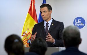 España declara nuevo estado de emergencia para frenar virus