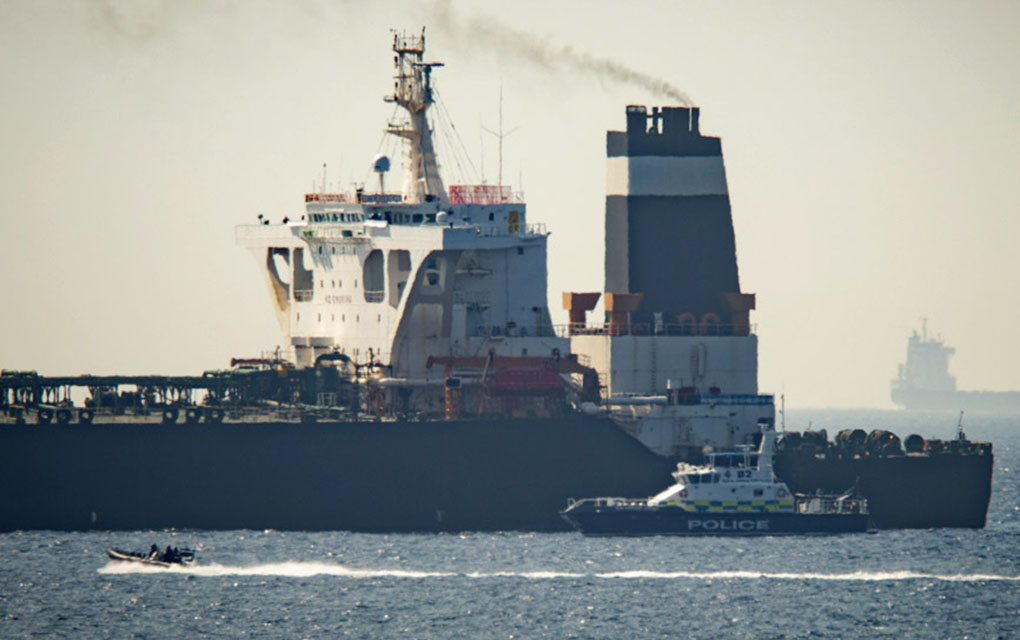 Irán capturó un petrolero extranjero con 12 tripulantes a bordo./AP