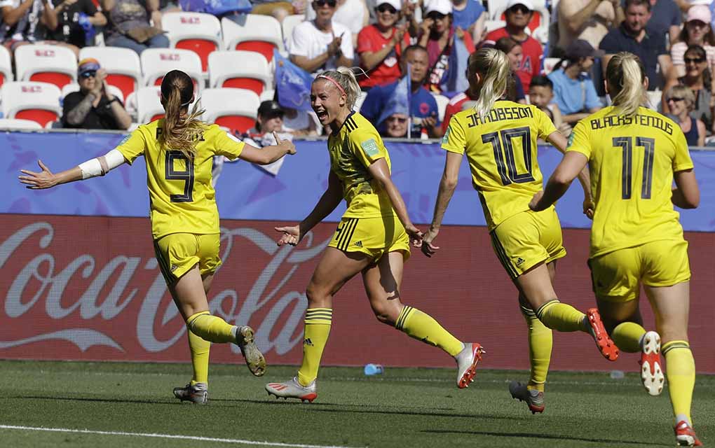 La selección de Suecia se adjudicó el tercer lugar de la Copa Mundial Femenil Francia 2019./AP