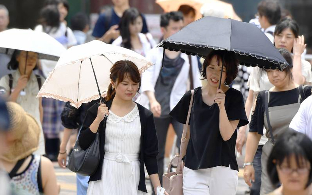 Mueren 57 personas por ola de calor de Japón