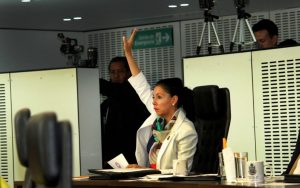 Pese a críticas Connie Herrera es la nueva presidenta de la mesa directiva