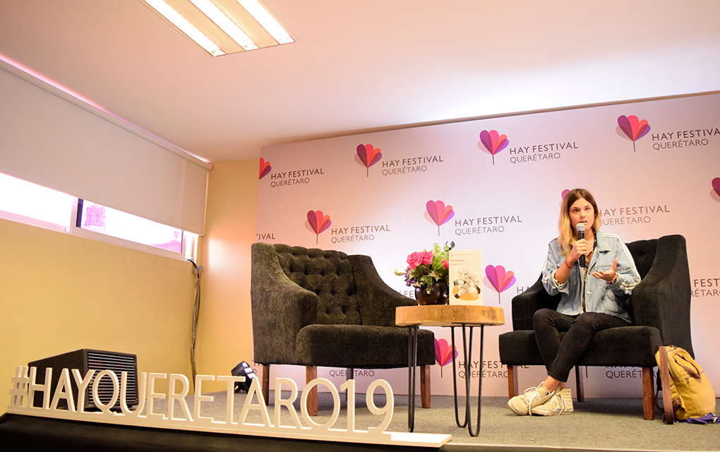 La española Elvira Sastre, durante su participación en el Hay Festival 2019 / FRANCISCO ROBLERO 
