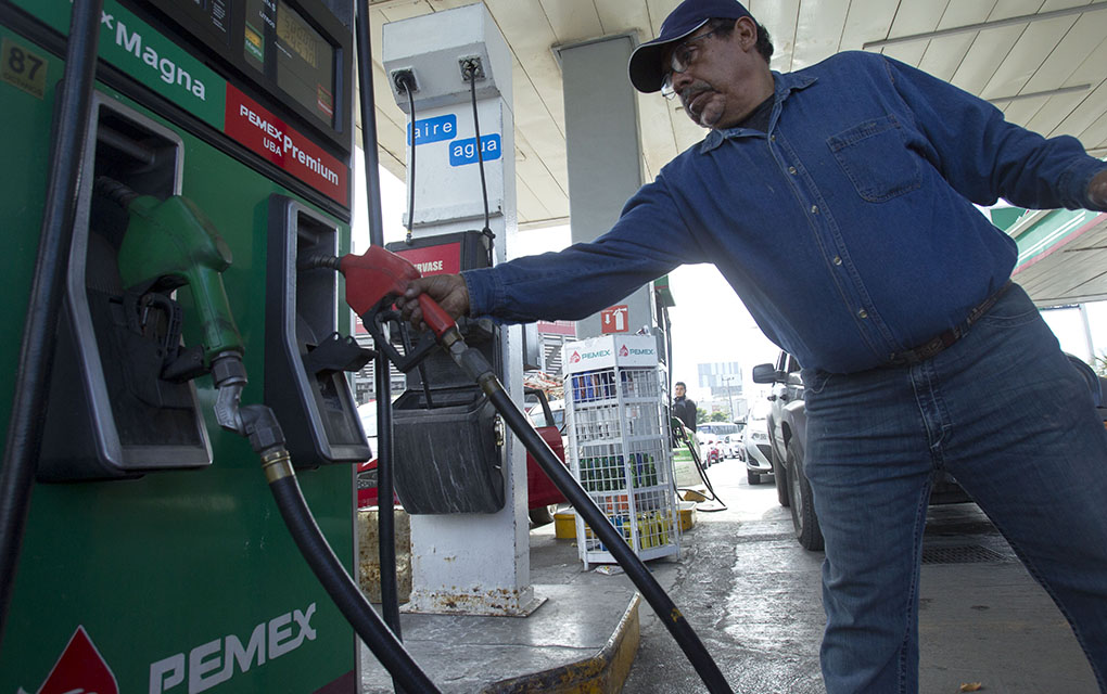 El estímulo fiscal para la gasolina de menos de 92 octanos (Magna) será de 12.72 por ciento./Cuartoscuro