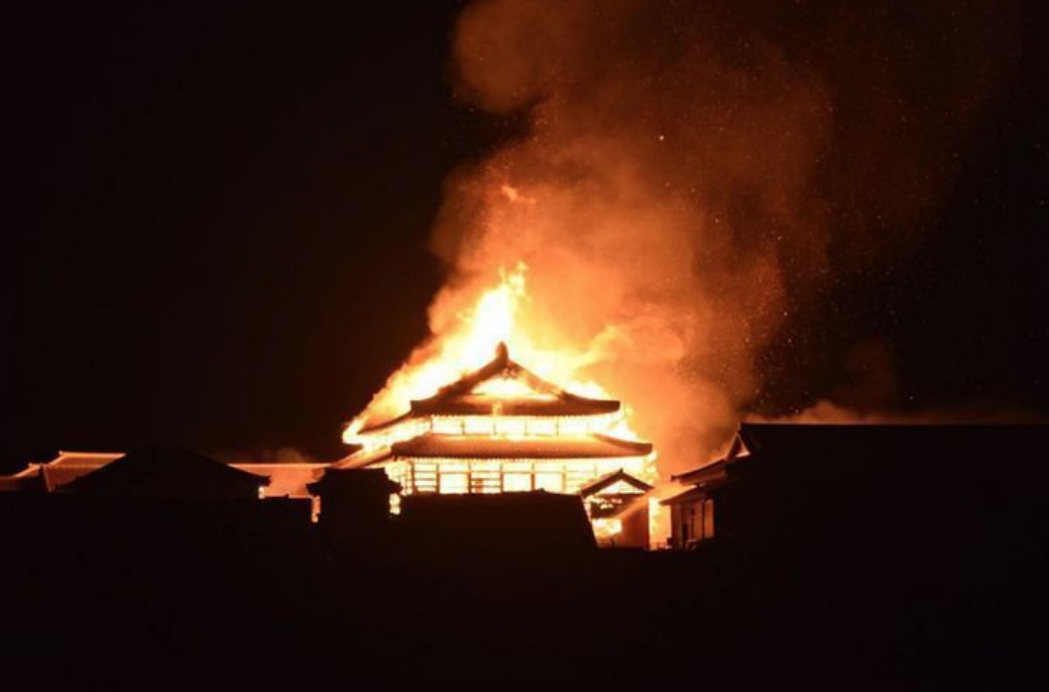castillo de Shuri se incendia. /Foto: Especial