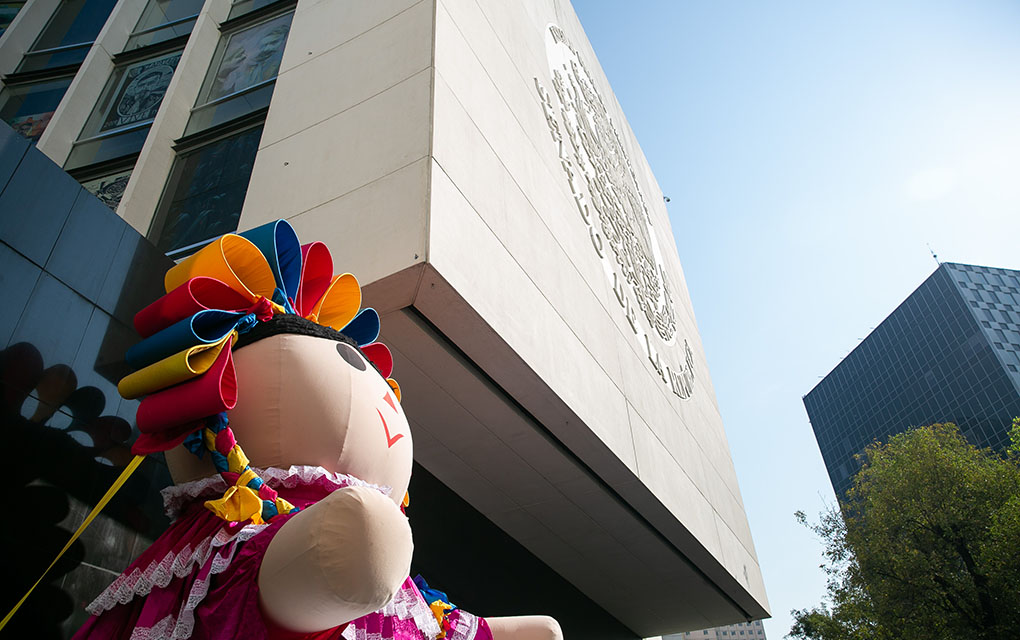 Domínguez hizo mención especial de “Lele”, la muñeca otomí elaborada por artesanas del municipio de Amealco./Especial