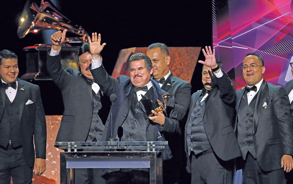 Los exponentes del regional mexicano  ganaron su álbum por ‘De ayer para siempre’.
