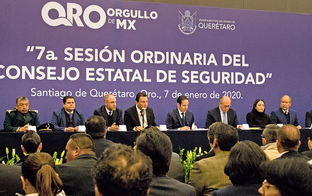 Diecisiete de los 18 alcaldes de Querétaro estuvieron presentes en el Centro de Congresos; solo faltó Luis Nava.
