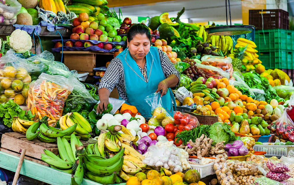 Las frutas y verduras fueron los que más aumentaron de precio, un 5.46% en comparación anual. 