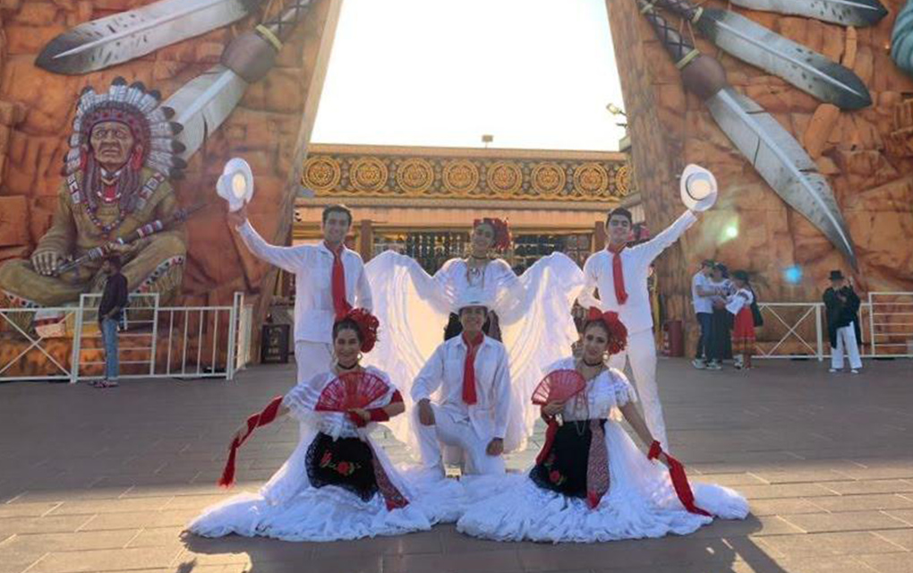 Llegan a Querétaro bailarines que estaban varados en Dubái