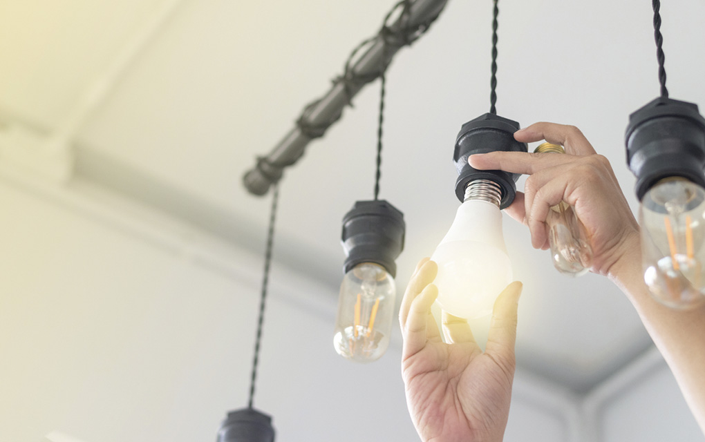 CFE niega aumento de 4 % en tarifa de luz para sector doméstico