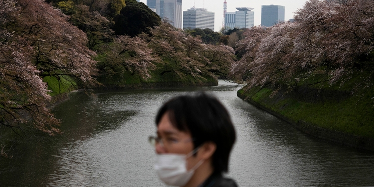 Japón declara el estado de emergencia por el coronavirus