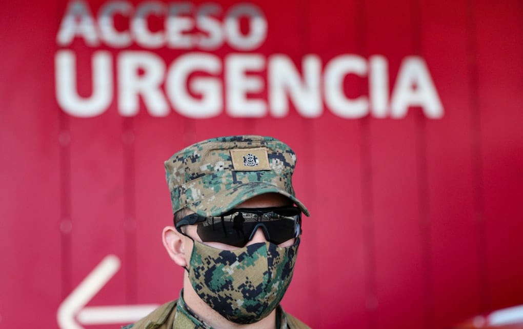 Capital chilena tiene ocupado 85 por ciento del cuidado intensivo/ Foto: AP