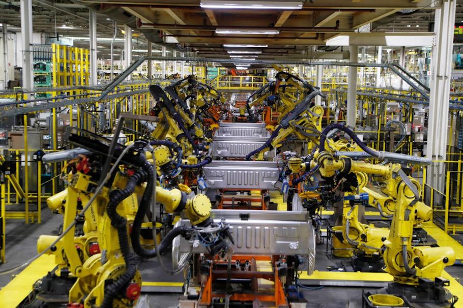 Foto: AP / Lenta reactivación de las fábricas de automóviles en Estados Unidos