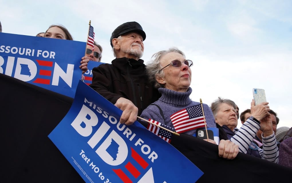 Los votantes mayores empiezan a desconfiar de Trump/ Foto: AP