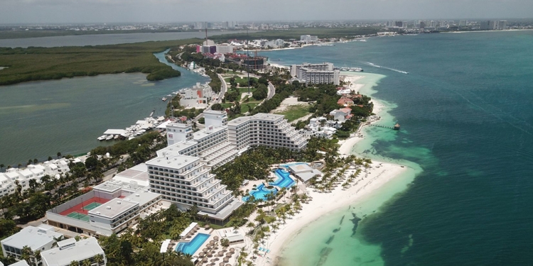 Fotorreportaje: Reinicia con cautela ritmo caribeño en hoteles de Cancún