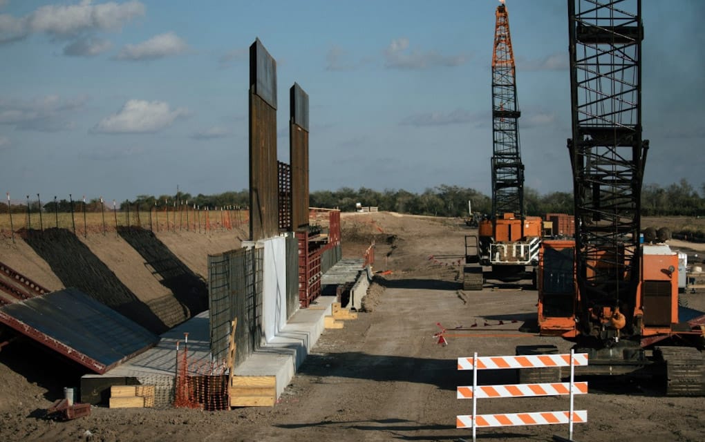 Las expropiaciones de tierra para el muro fronterizo se aceleran/ Foto: AP