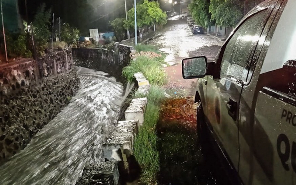 Lluvias afectan al menos cuatro viviendas en Querétaro