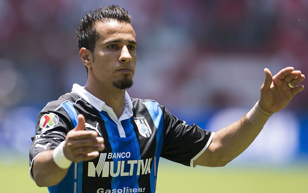 Camilo Sanvezzo no se pondrá la camiseta de Gallos nuevamente. / Foto: Mexsport