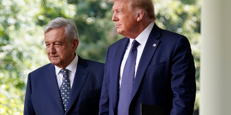Donald Trump y AMLO evitan hablar del muro fronterizo