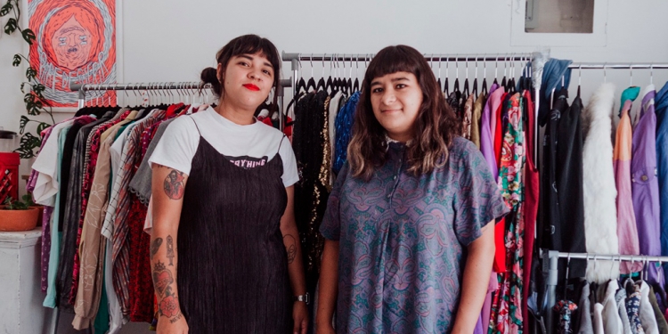 'Crean' moda del reciclaje de prendas en Querétaro