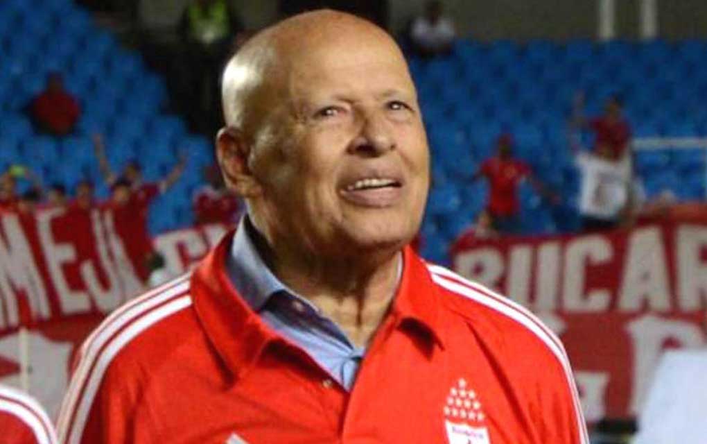 Gabriel Ochoa, leyenda del futbol colombiano, muere a los 90 años