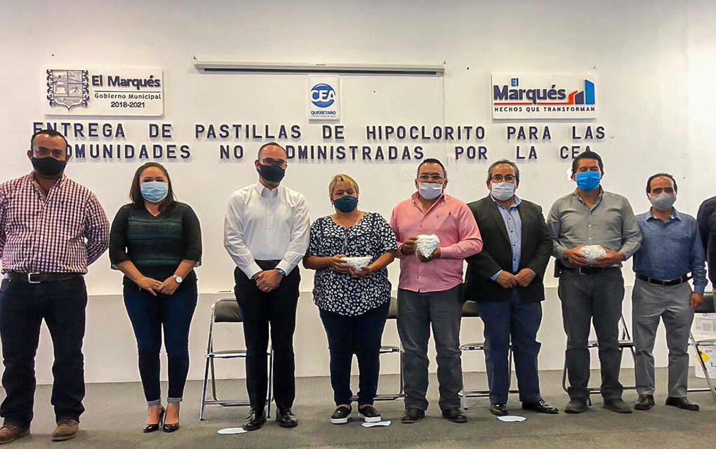 Refuerzan medidas para desinfectar el agua en El Marqués /Foto: Especial