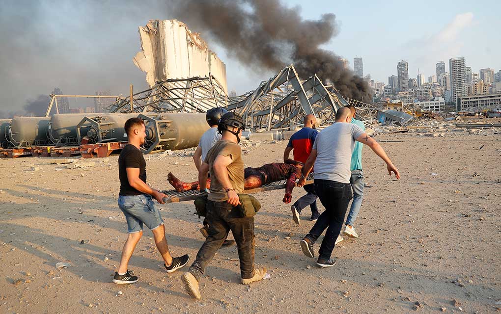 Terror, muerte y daños tras explosión en Beirut