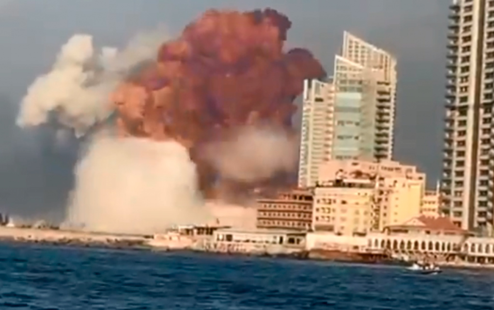 VIDEOS: Enorme explosión sacude a Beirut y deja varios heridos