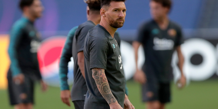 Alivio entre hinchas del Barcelona, Messi se queda /Foto: AP