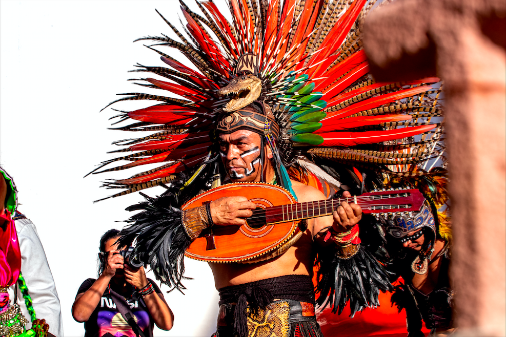Apaches y matlachines no podrán ofrecer su flor, su danza y su canto en la fiesta de la Santa Cruz de los Milagros / Yarhim Jiménez.