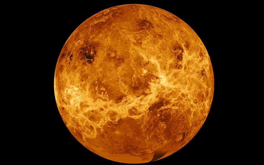 La imagen es un compuesto de datos de la nave espacial Magellan de la NASA y el Pioneer Venus Orbiter.