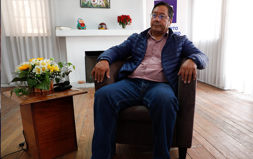 Luis Arce ofreció entrevista en su sede de campaña en La Paz, Bolivia / AP