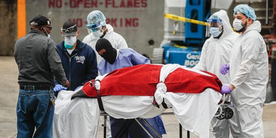 Más de 218.000 personas han fallecido en Estados Unidos desde el comienzo de la pandemia. (AP)