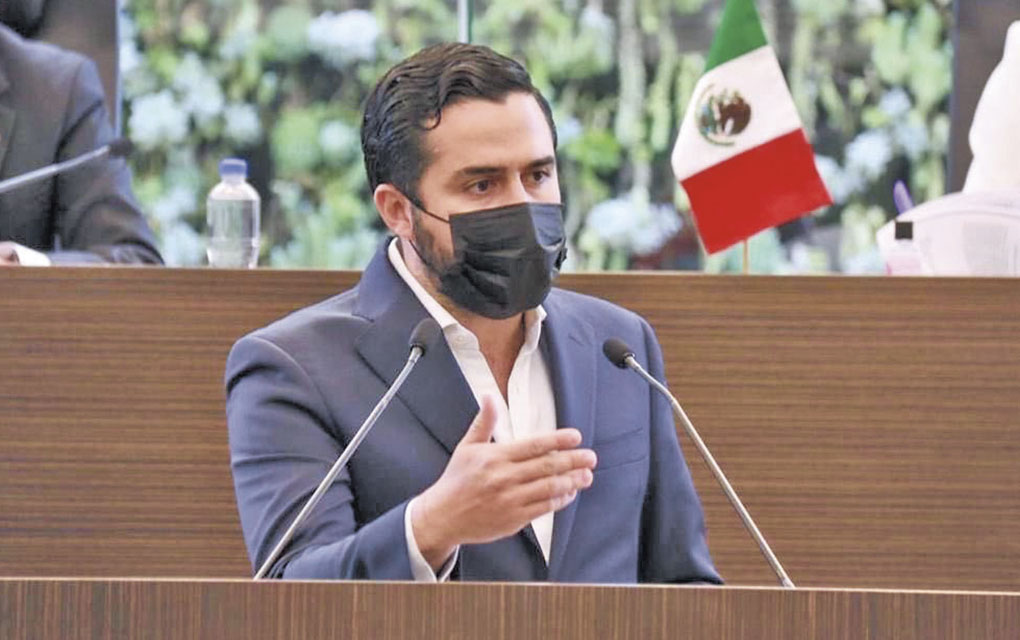 El también diputado local reiteró que los gobernadores y alcaldes de esta fracción se encuentran entre los mejores evaluados de México.