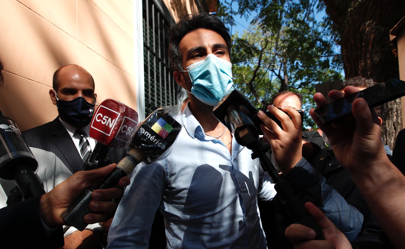 Médico de Maradona declara ante fiscalía por causa de muerte / Foto: AP