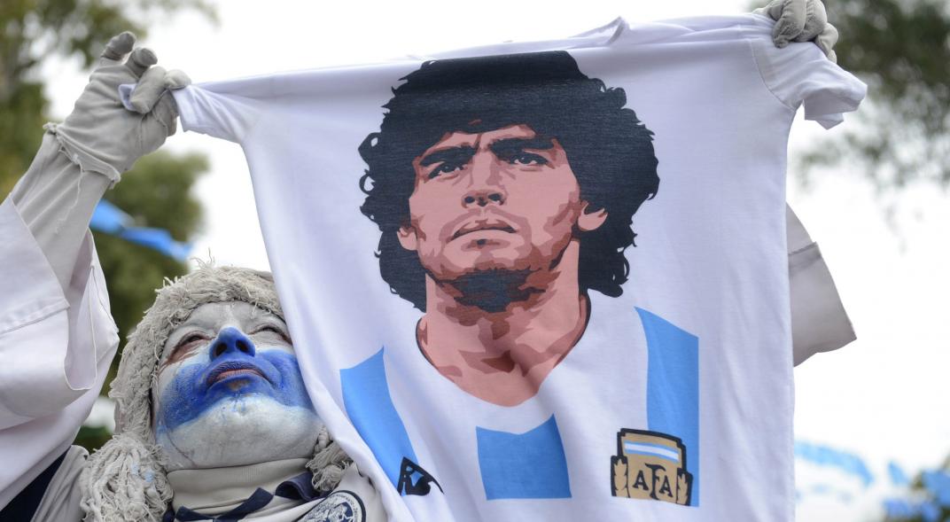 Diego Maradona siempre será recordado como un futbolista triunfador. FOTO: AP