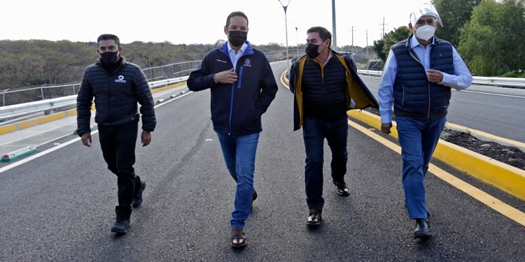 Gobernador entrega vialidad Paseo de los Venados /Foto: Especial