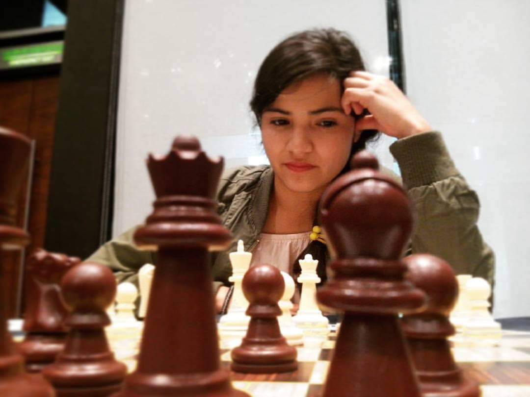 María Lara, campeona queretana de ajedrez, empezó a jugar desde los siete años