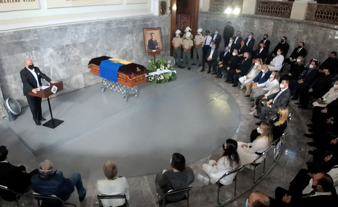 El homenaje se efectuó en el Palacio de Gobierno.