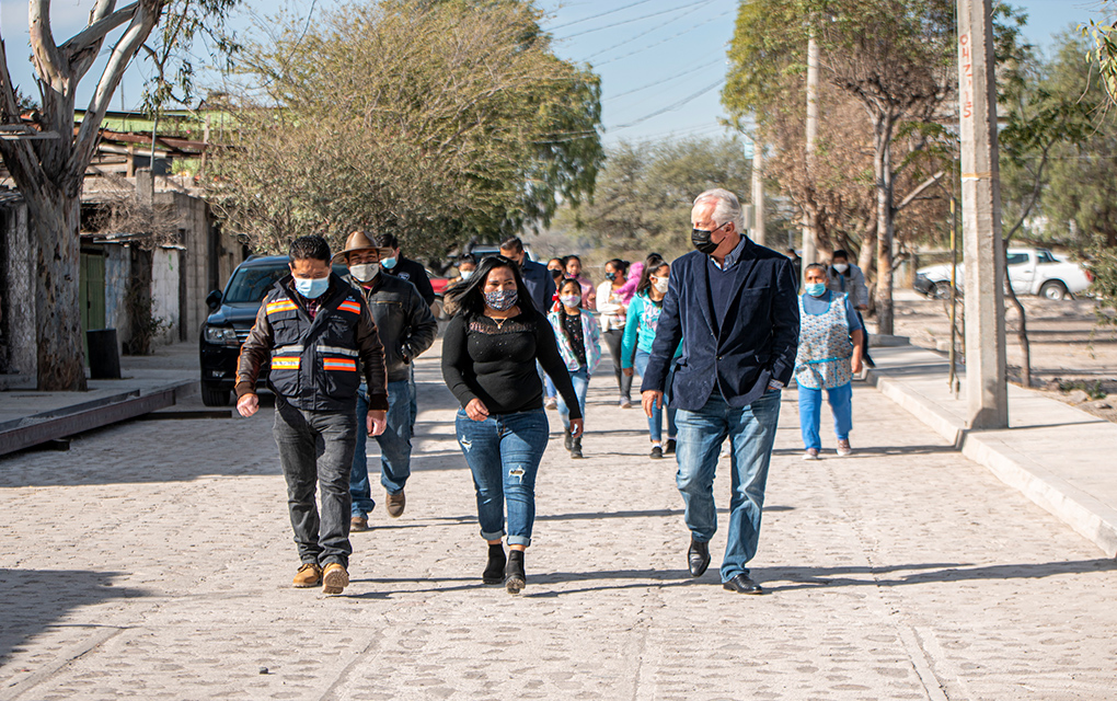 Alcalde de El Marqués entrega obras de urbanización en Cerro Prieto /Foto: Especial