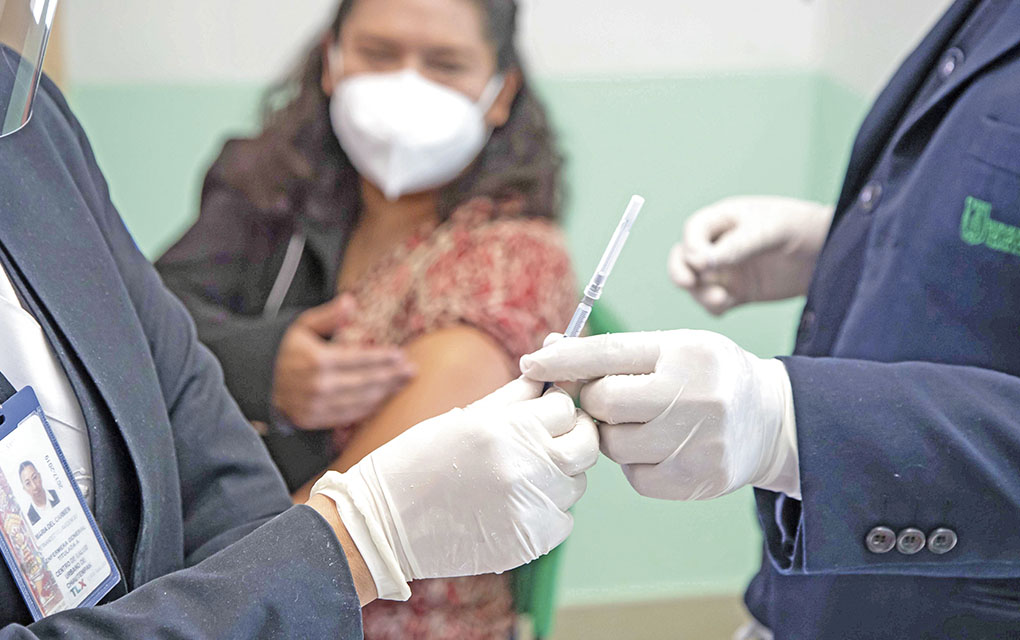 Para Ezequiel Montes y Peñamiller reprograman segunda dosis de la vacuna contra COVID-19