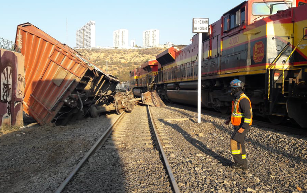 Reportan autoridades descarrilamiento de vagones de tren en Querétaro