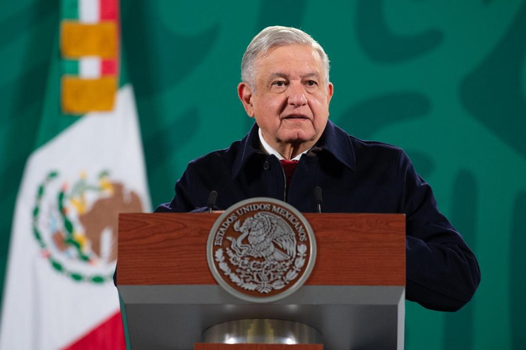 El presidente de México tuvo que suspender sus giras de trabajo por el país y confinarse al haberse contagiado.